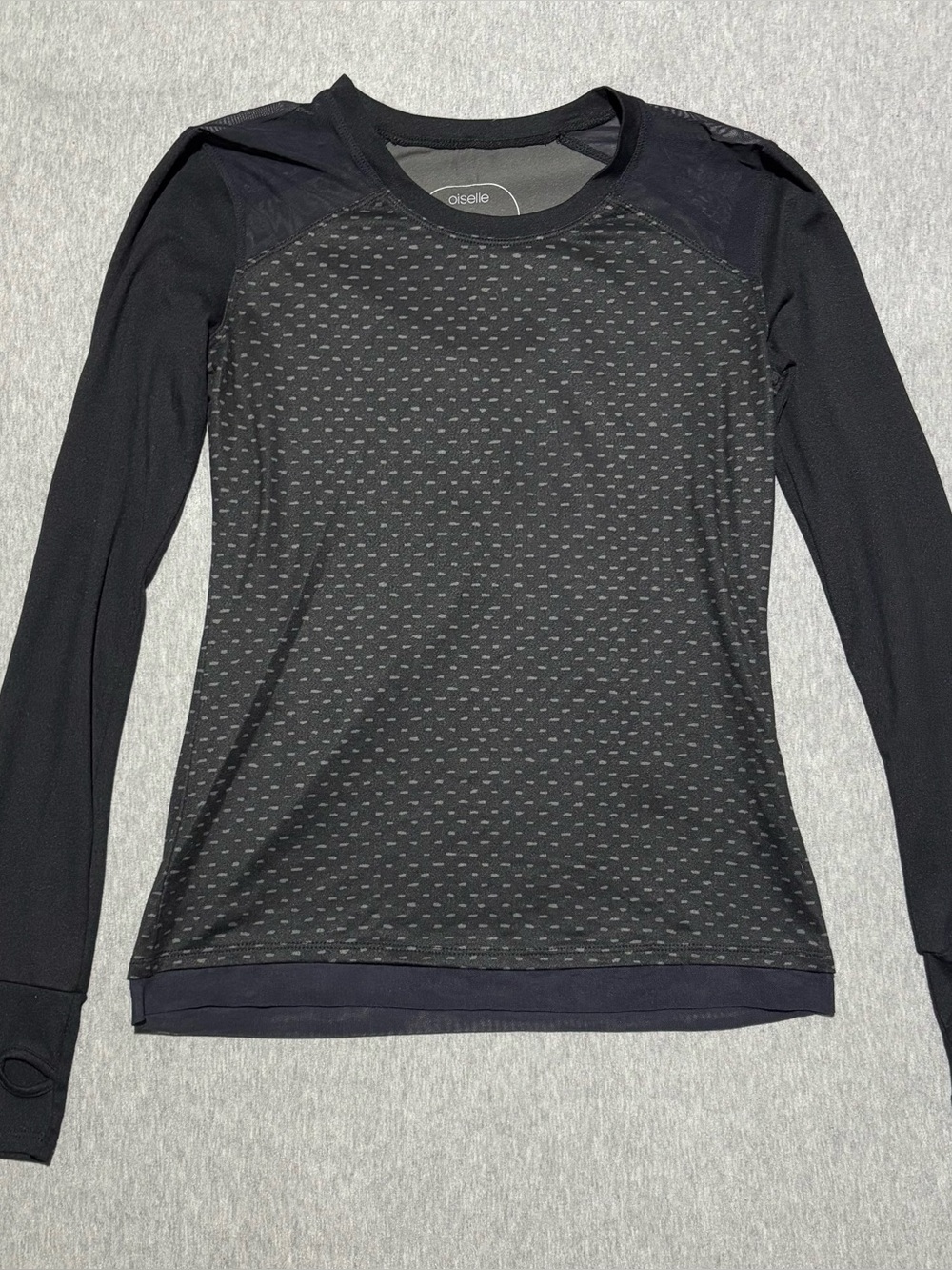 oiselle Women’s Black Long-Sleeve Mesh-Panel Performance Tee Size 2